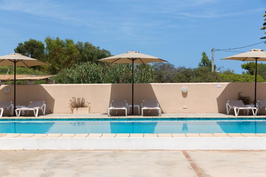 Hostal Mayans Es Pujols Extérieur photo